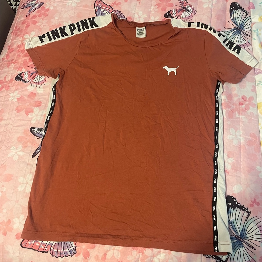 VS PINK Campus Tee